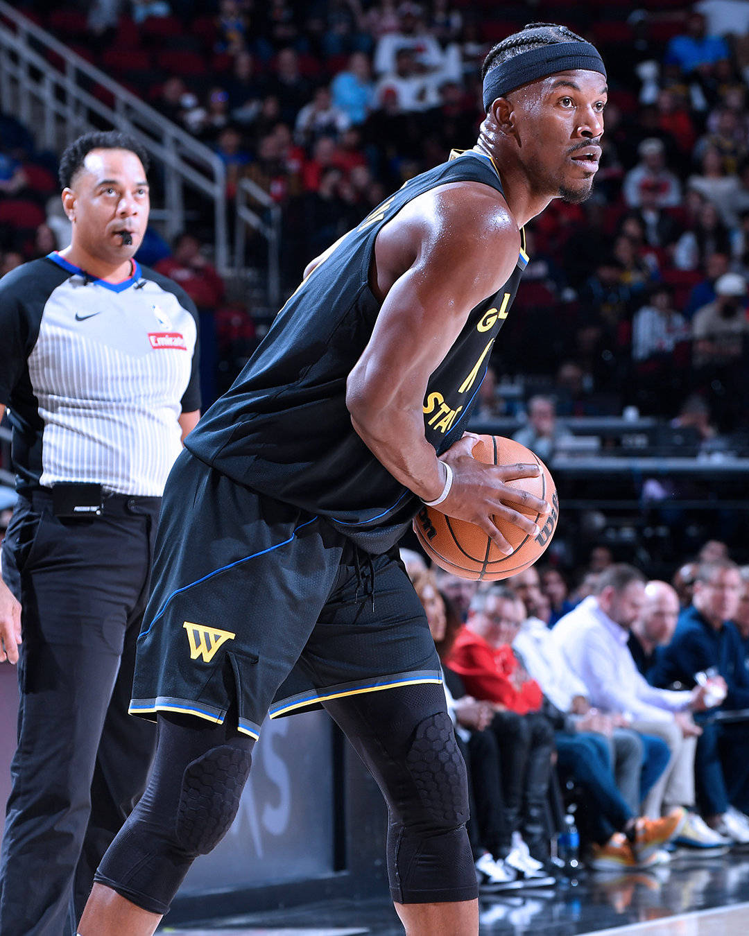 九游-巴特勒连续十五场比赛得分超过惊险取胜，勇士挑战极限！的简单介绍