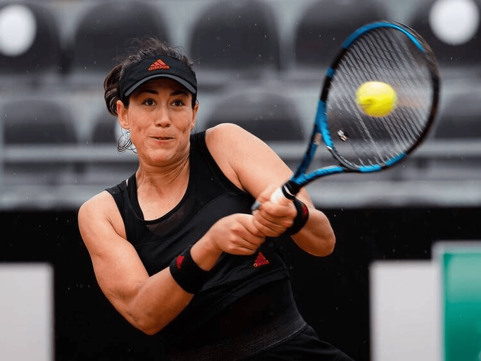 J9-梅西巅峰对决，穆古鲁扎与80激战MAD分钟，逆转胜负难料！的简单介绍